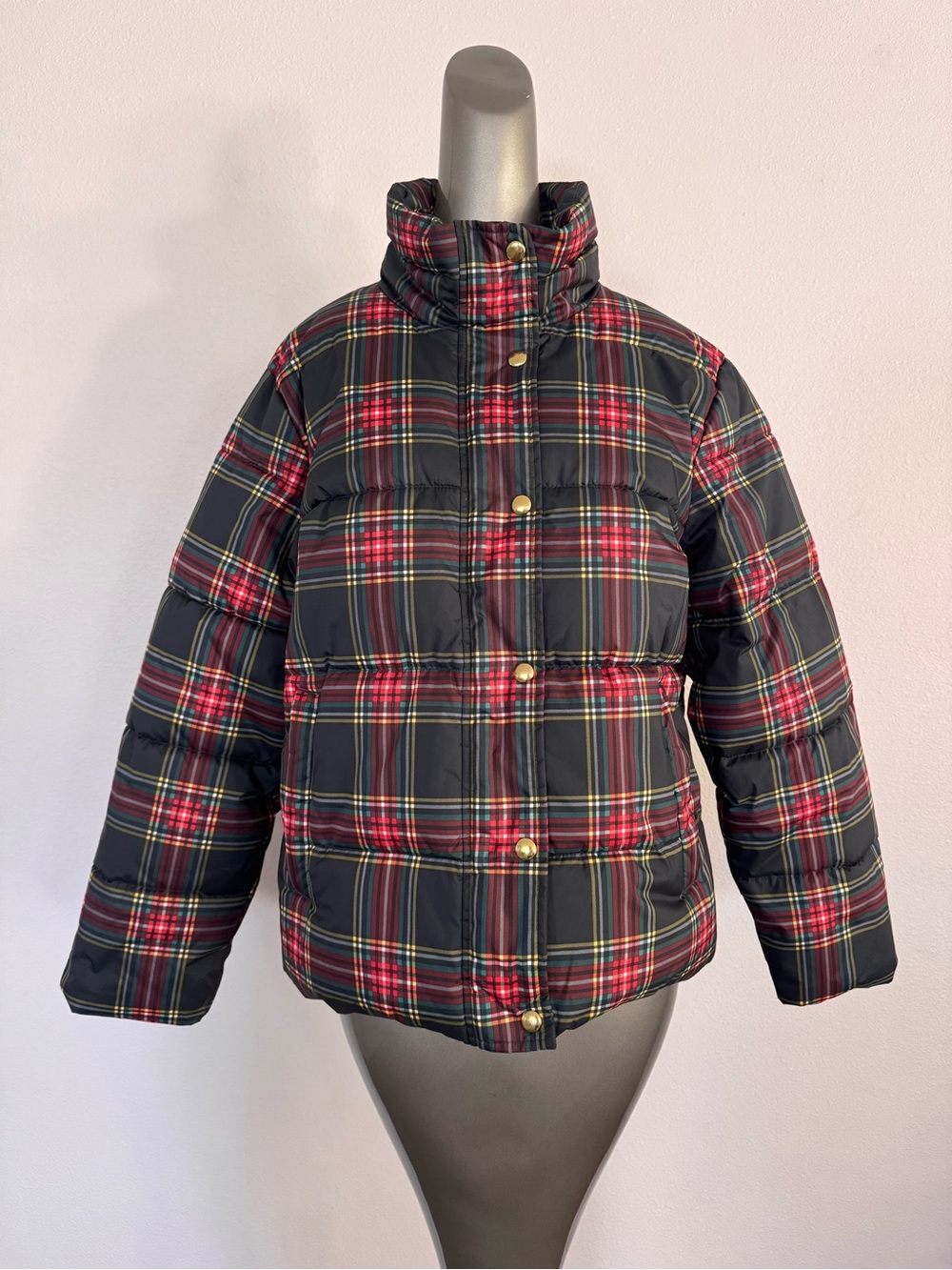 J.Crew Tartan Plaid Puffer Jacket Size S Black Red Gold Snap Zip - Picture 2 of 11